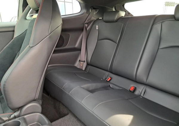 Toyota Yaris cena 159900 przebieg: 6197, rok produkcji 2021 z Sulejów małe 232